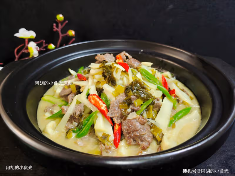 比蘿蔔營養、比山藥鮮，這「菜中珍品」敞開吃！簡單燜一鍋，滿口脆嫩、特解饞