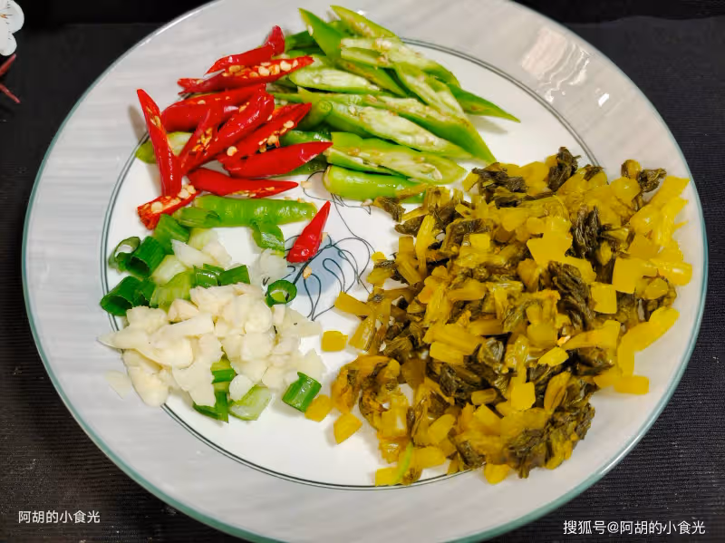 比蘿蔔營養、比山藥鮮，這「菜中珍品」敞開吃！簡單燜一鍋，滿口脆嫩、特解饞