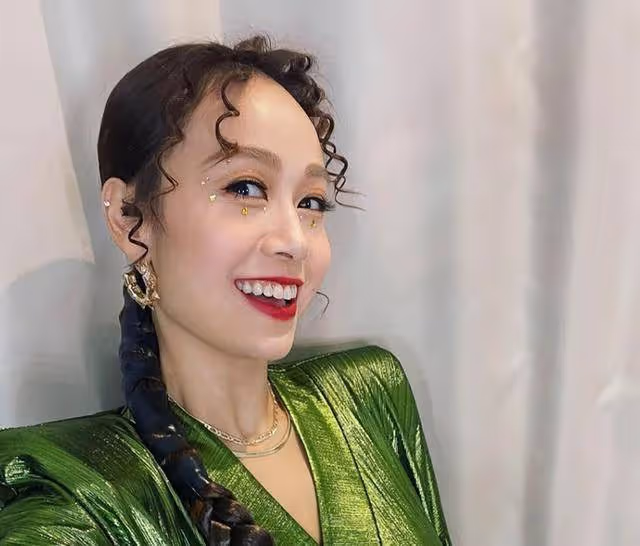 TVB前知名女星結婚一周年,獲老公高調錶白,宣布復出後零工作