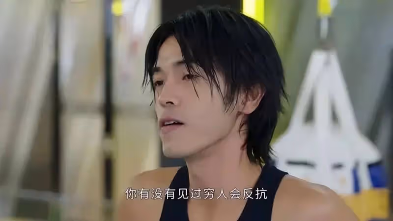 靠狗血復仇香艷床戲爆火的《黑色月光》居然是港劇之恥?