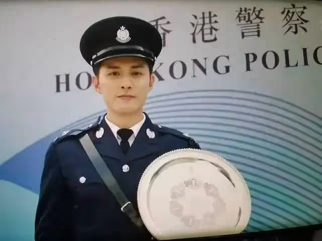 靠狗血復仇香艷床戲爆火的《黑色月光》居然是港劇之恥?