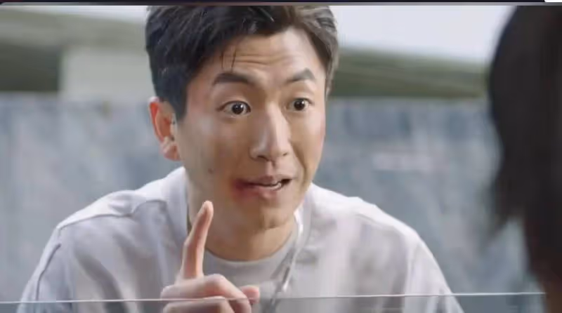 靠狗血復仇香艷床戲爆火的《黑色月光》居然是港劇之恥?