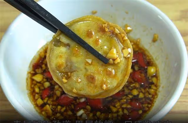 茄子不要炒著吃了,老方法教會你,外軟里糯,從小吃到大也不膩