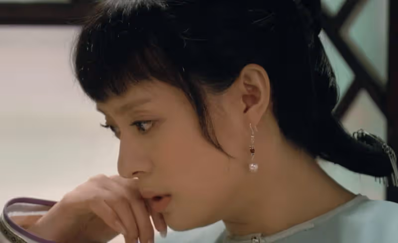 《甄嬛傳》:安陵容身子孱弱,甄嬛為何從不讓溫實初探病?
