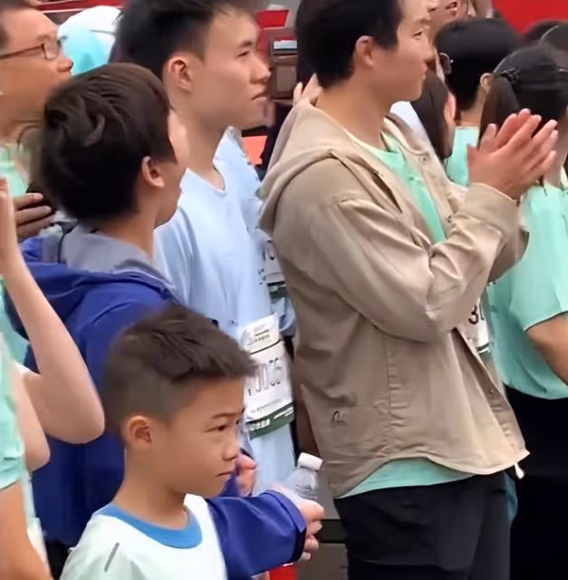 全紅嬋在澳門的搞笑瞬間,她是大家的小太陽,帶給大家歡樂