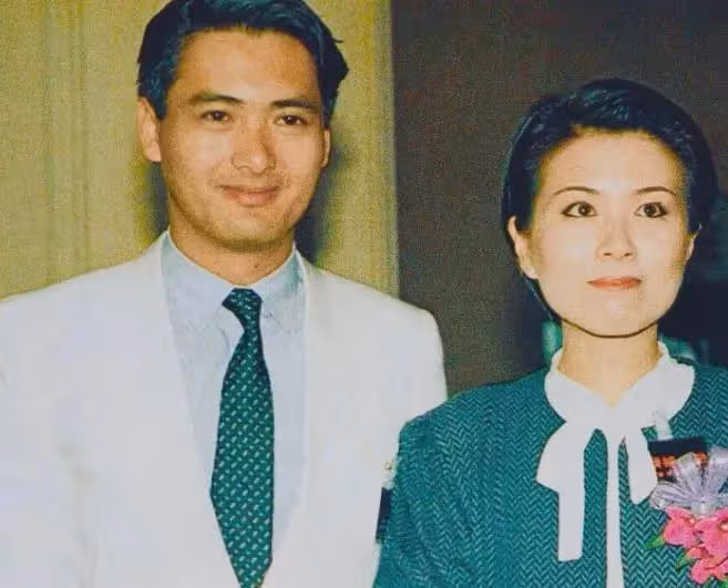 周潤發和前TVB花旦「曖昧」照片引熱議，網友：不怕發嫂誤會嗎？