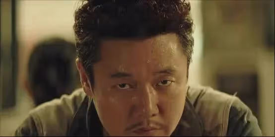 再這樣下去他就要拿影帝了,可他明明是歌手!