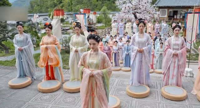 錦繡安寧:英國公大辦花朝節替羅宜寧正名,羅慎遠陸嘉學搶妻