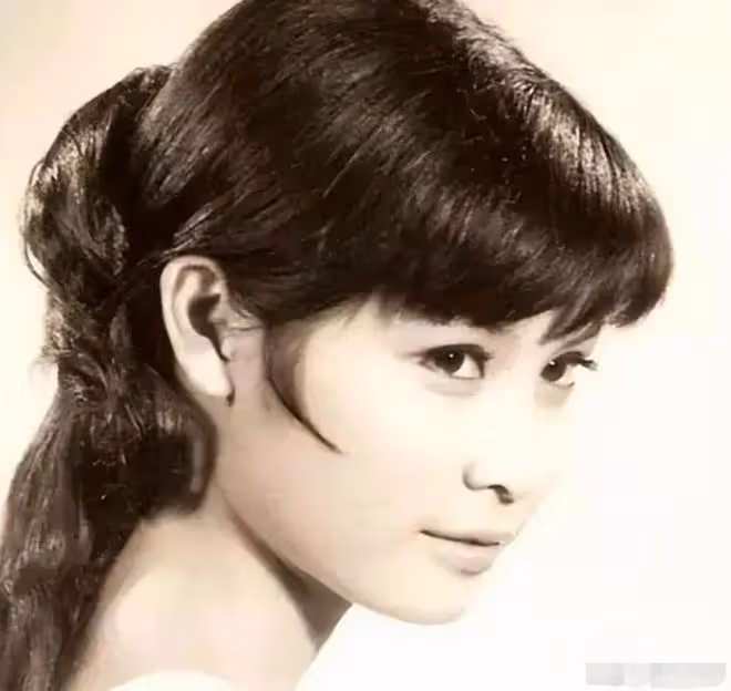 74歲港星李麗麗病逝，一生未婚無兒女，晚年患癌面容憔悴消瘦