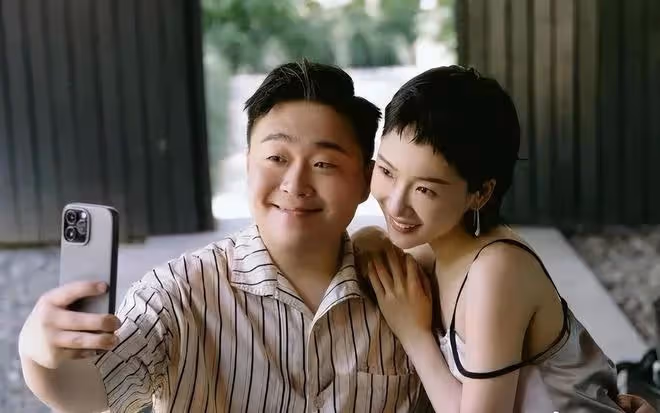 突然官宣二婚!高調曬出孕照,郝劭文的瓜,整個娛樂圈都比不了