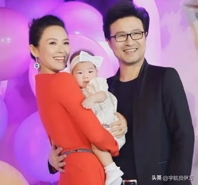 私生活混亂? 坐成龍大腿喂葡萄,與霍啟山當街激吻的她,如今怎樣