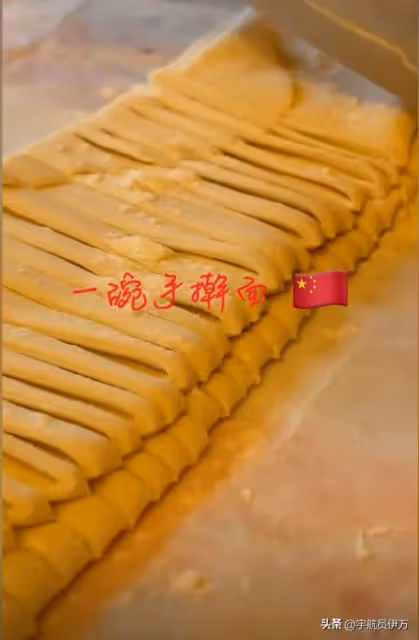 私生活混亂? 坐成龍大腿喂葡萄,與霍啟山當街激吻的她,如今怎樣