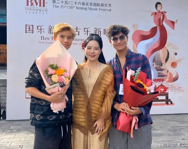 心亂如麻!龔琳娜與德國老公離婚,獨自回家哭了,家裡亂心裡堵得慌