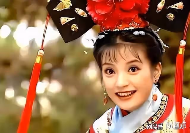 47歲趙薇近照曝光!退圈後不再注重形象,身材發福再也沒人追捧了