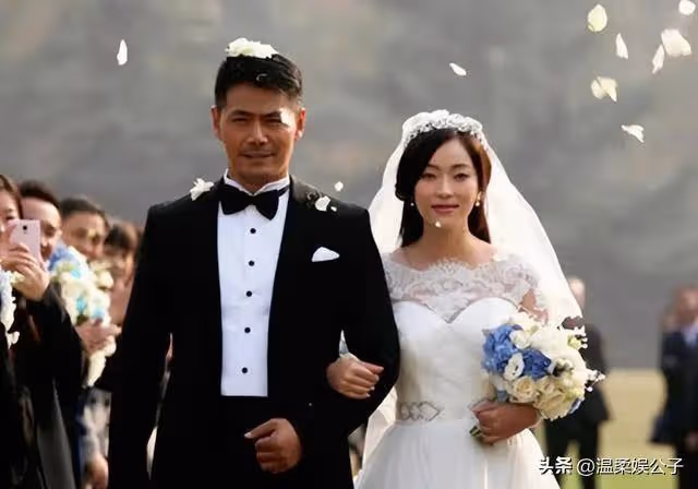 邵兵兒子也太帥了!20歲出道驚艷韓國,完美繼承媽媽的超高顏值