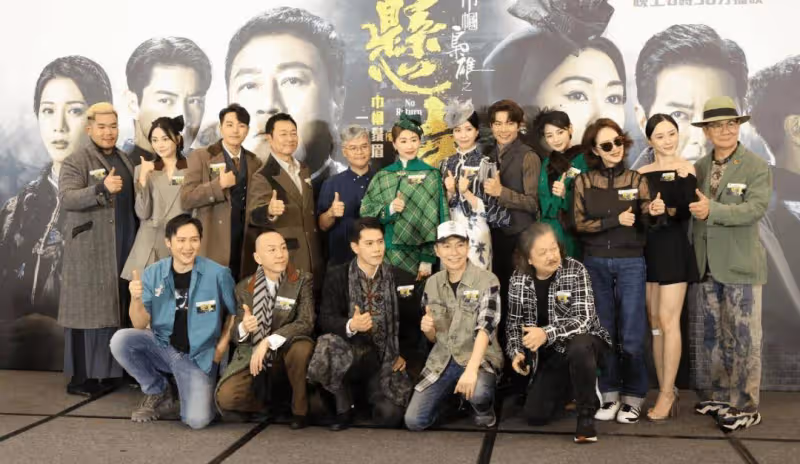 移情別戀?TVB男藝人公開向29歲港姐示愛!直呼強烈想占有她!曾暗戀佘詩曼!