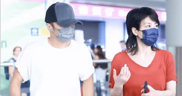 張柏芝為何總與王菲暗自較勁？原來放不下的從不是她