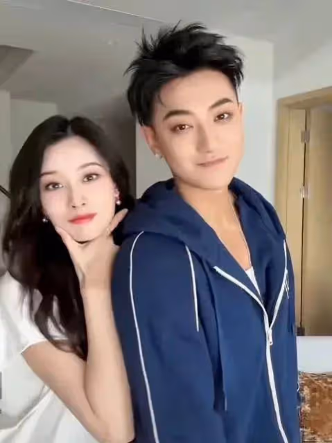 徐藝洋生了?黃子韜當爸爸激動壞了,緊急撤回一個孩子,太搞笑了