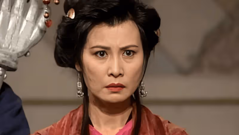 74歲TVB老戲骨李麗麗癌症去世!一生未婚未育,曾與鄭佩佩齊名