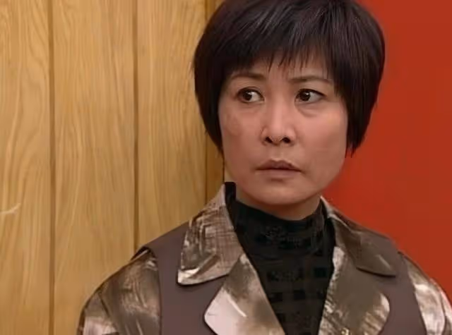 突傳死訊！TVB知名老戲骨因癌症離世，忙於事業終身未婚未孕