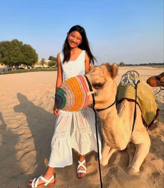 前港姐冠軍嫁億萬富豪淡出熒幕,愛女越大越靚女,網友力撐選港姐出道