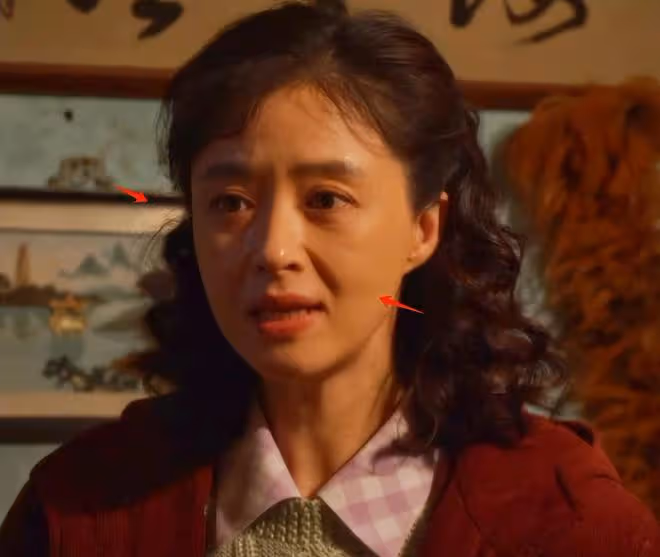 41歲蔣欣對比53歲閆妮,自然老去和醫美老去的差距一目了然