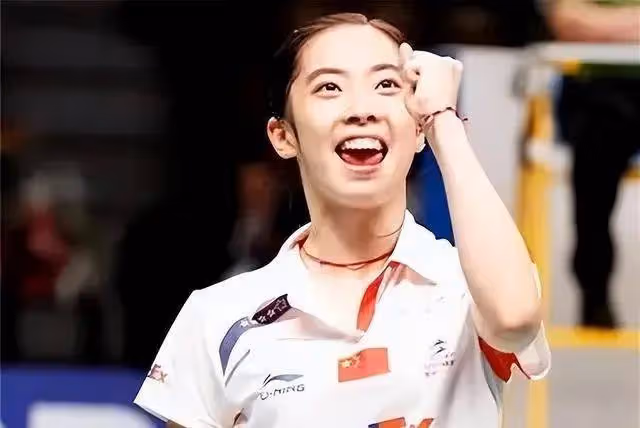 「羽壇第一美女」王適嫻:主動求婚諶龍惹人羨,退役後成人生贏家