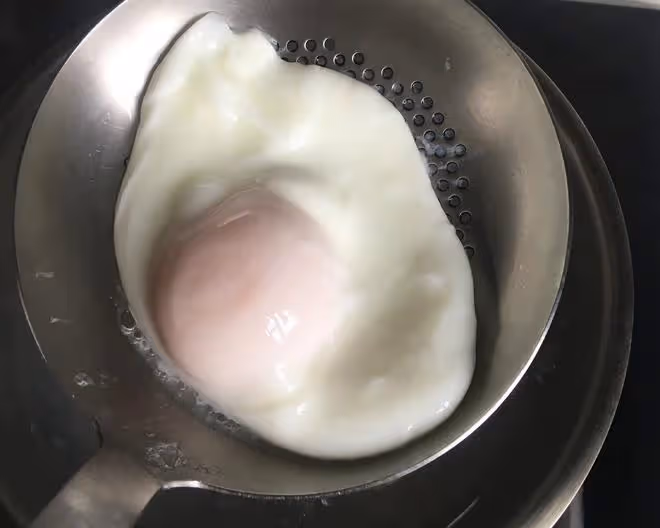 水波蛋哪有那麼難，不用醋，簡單方法最有效