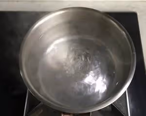 水波蛋哪有那麼難，不用醋，簡單方法最有效