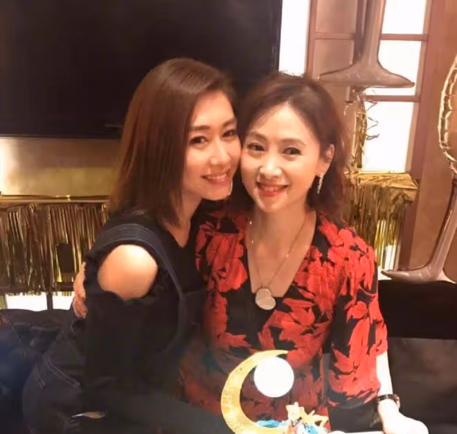 TVB前女星親發文為胡定欣新劇打氣!相識21年姐妹情深,大曬私下親密互動!