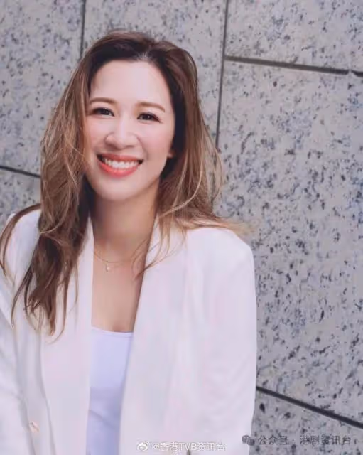 TVB最上鏡港姐曬2.5萬LV新袋!嫁金融精英做幸福人妻