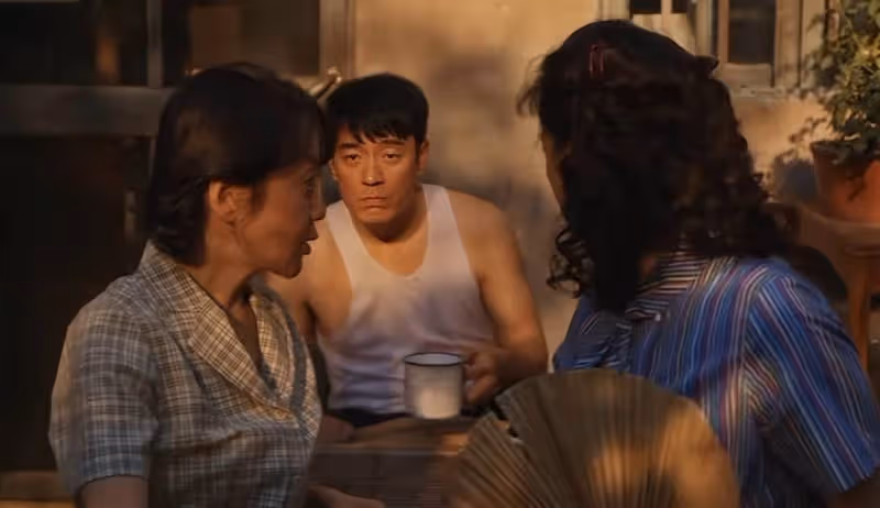 《小巷人家》《好團圓》各看4集,一個看上癮,一個考慮要不要追