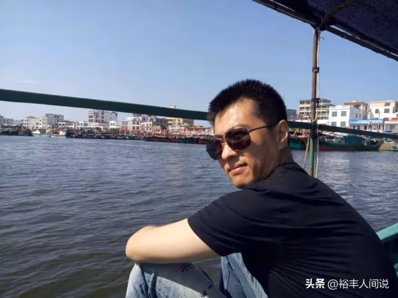46歲前央視主持人顧國寧去世細節！患肺部癌症，常年吸菸喝酒