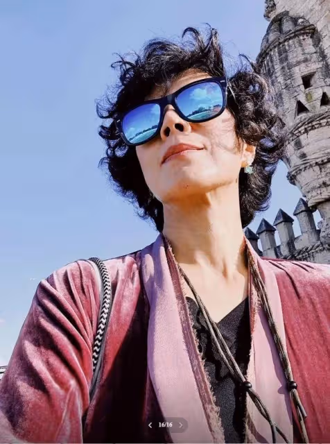 TVB視帝二婚妻子近況曝光!疑獨自國外旅行,穿著被贊高級感