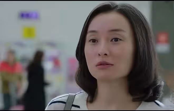吳越父親痛訴：女兒與陳建斌同居5年被拋棄，52歲仍舊不婚不育！