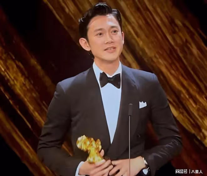 孫儷又攤上大事了!導演受訪強捧吳慷仁忽略孫儷,網友直言祝撲街