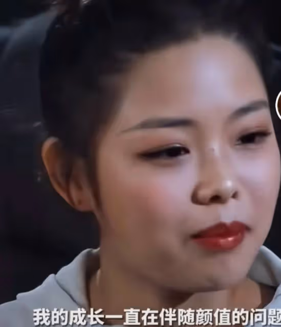 王莎莎直面顏值爭議，演技獲贊，「鄰家小妹」形象深入人心