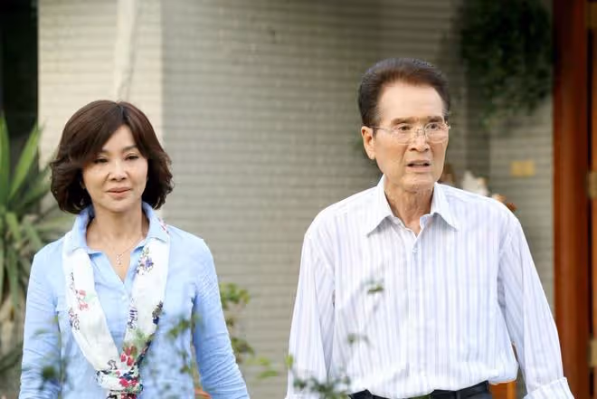 82歲石英因肝癌惡化離世，兒子曾捐肝救父，焦恩俊是他的女婿
