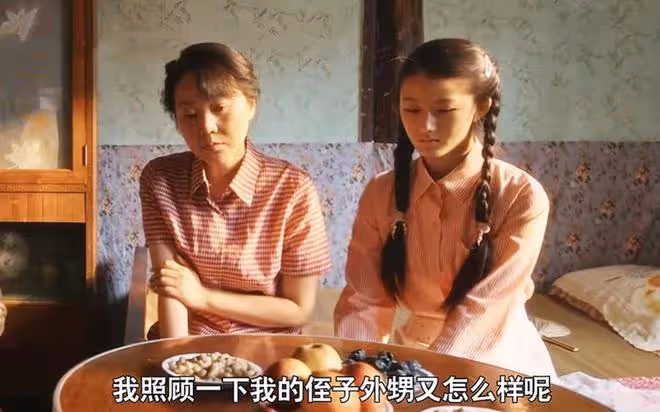 《小巷人家》躲過了53歲的閆妮、41歲的蔣欣,卻被43歲的男二驚艷
