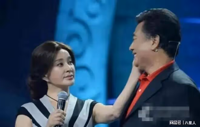 小男友為74歲劉曉慶抑鬱!對比她出獄前後的前男友們簡直不值一提