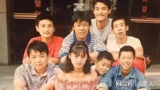 小男友為74歲劉曉慶抑鬱!對比她出獄前後的前男友們簡直不值一提