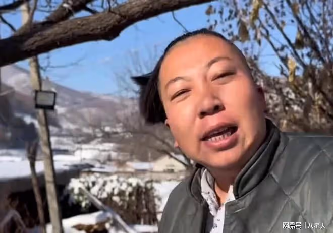 東北雨姐開小號訴苦!貸款1200W建樓如今無法償還,希望粉絲幫自己
