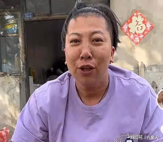 東北雨姐開小號訴苦!貸款1200W建樓如今無法償還,希望粉絲幫自己