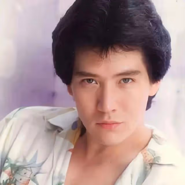 大胸肌,荷爾蒙爆棚,62歲的費翔依舊是男人的勁敵!