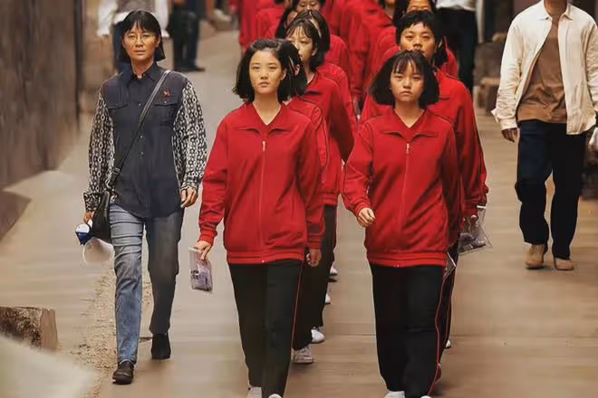 他是《山花浪漫時》幕後大功臣,45歲費振翔究竟有何過人之處?