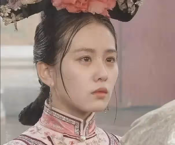 劉詩詩一組照片流出,引來無數網友圍觀,吳奇隆喊嘆:幸虧沒離婚