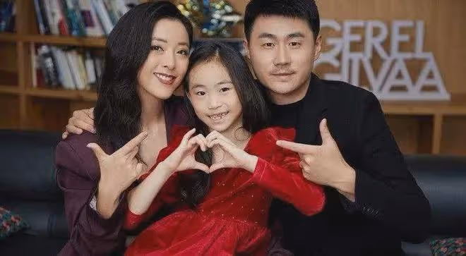 拒絕杜淳,倒追大張偉,卻38天閃嫁素人,她的人生真的好「癲」!