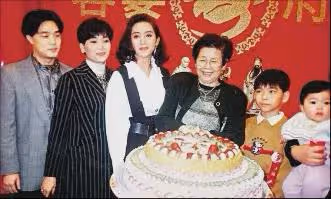 梅艷芳母親覃美金：女兒立下6800萬信託，活至100歲被申請破產！