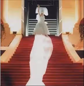 梅艷芳母親覃美金:女兒立下6800萬信託,活至100歲被申請破產!