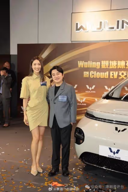 王祖藍笑稱與太太同車會嘈交正為TVB台慶作準備 李亞男有意在香港籌辦畫展